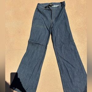 Vintage dark blue high waist jean with bell bottom 70s vibe unique one button